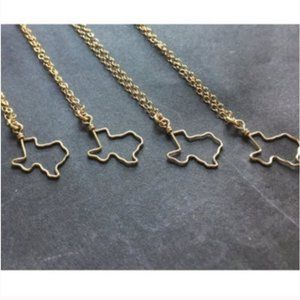Texas Dainty Pendant Gold Necklace